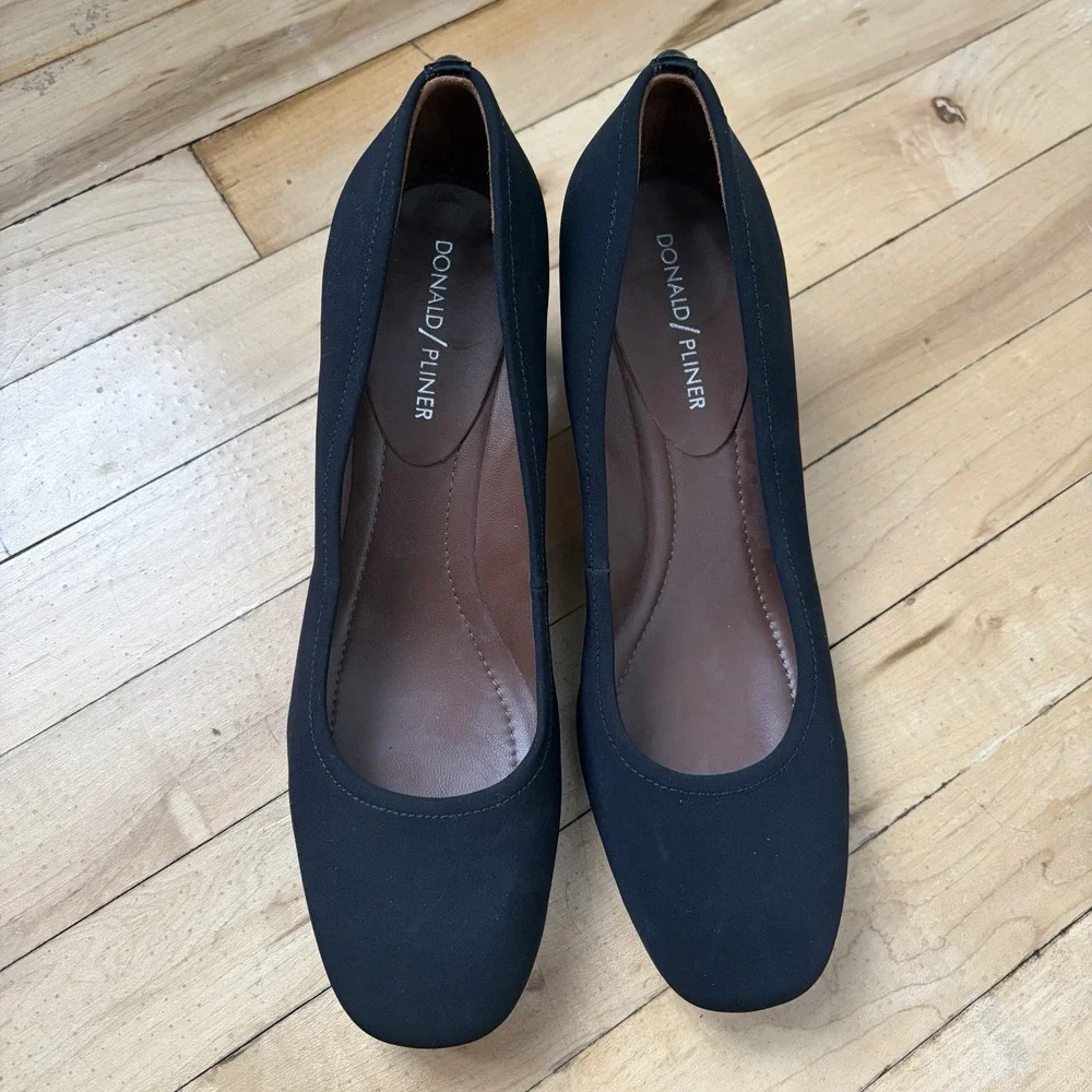 Donald J. Pliner product pair